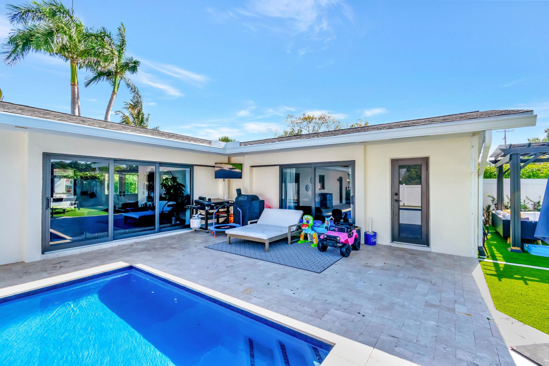 502 SW 28th Avenue, Boynton Beach, FL 33435 Photo