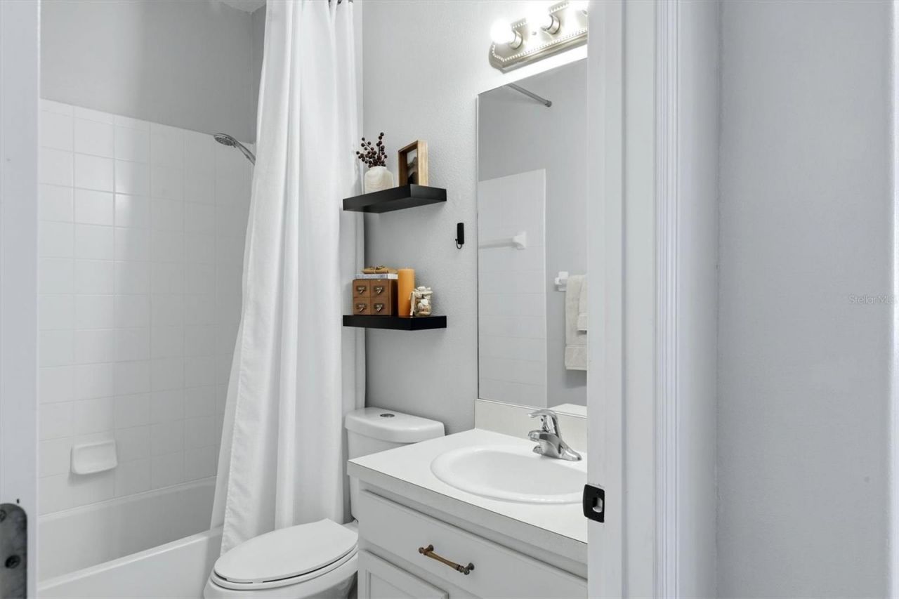 5718 48th Street Circle E, Bradenton, FL 34203 Photo