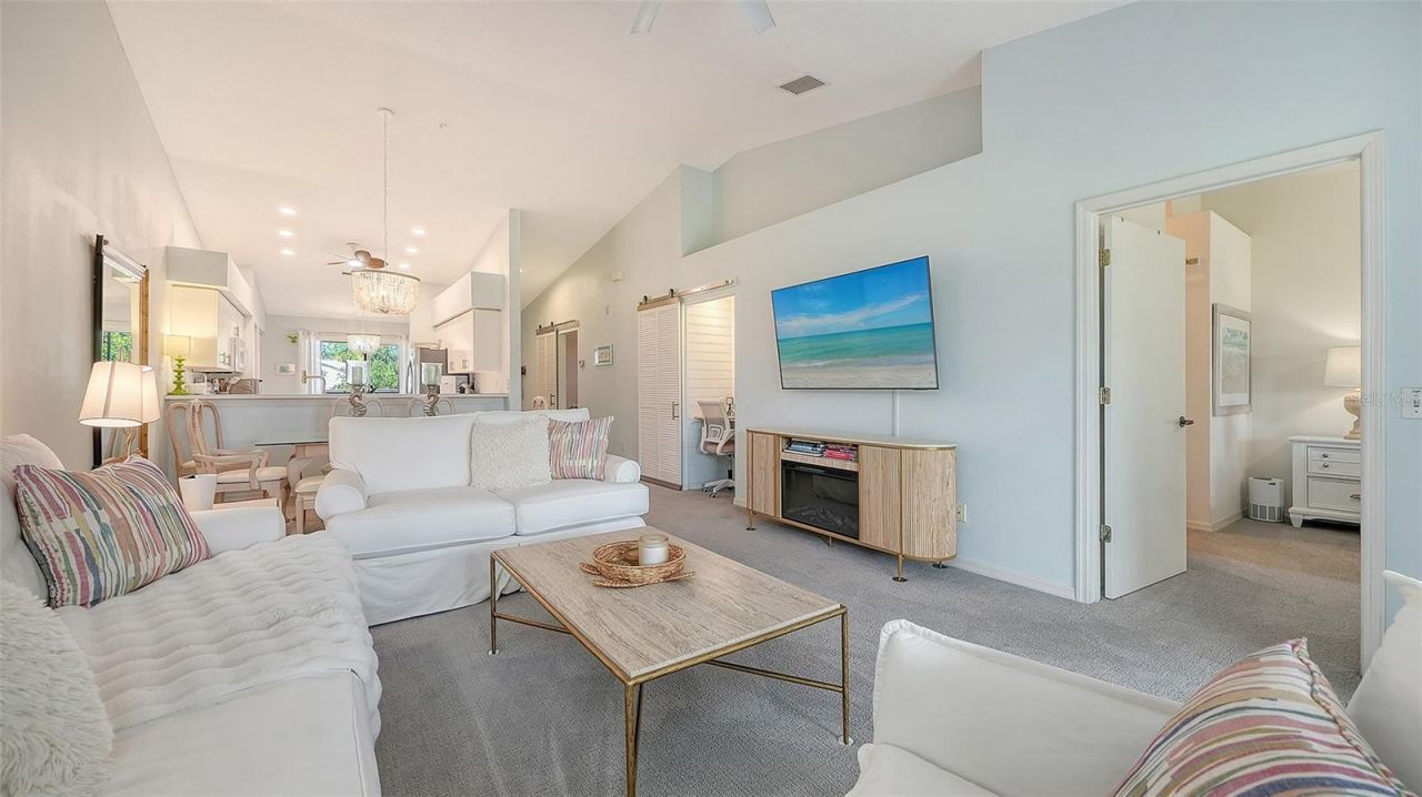 8941 Veranda Way, Unit 522, Sarasota, FL 34238 Photo