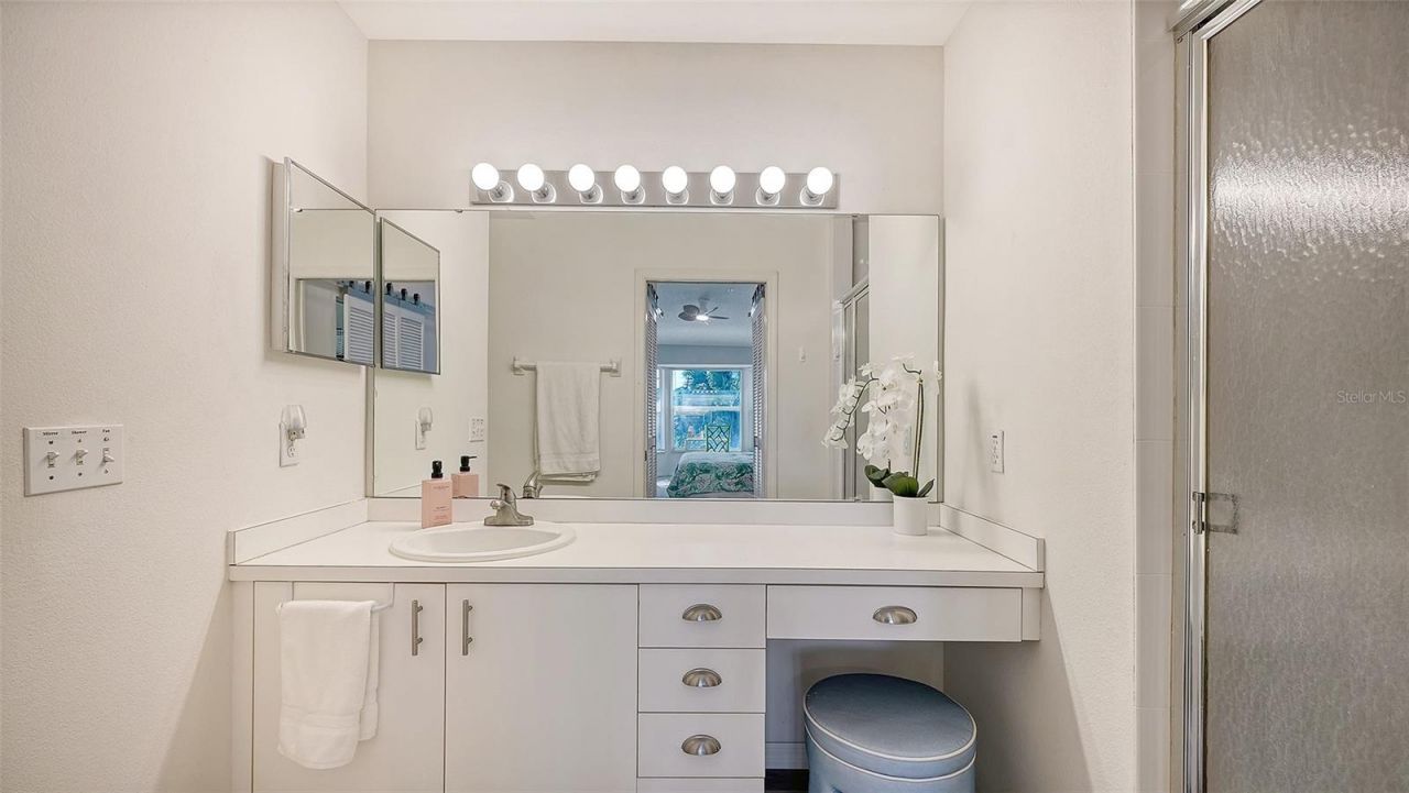 8941 Veranda Way, Unit 522, Sarasota, FL 34238 Photo