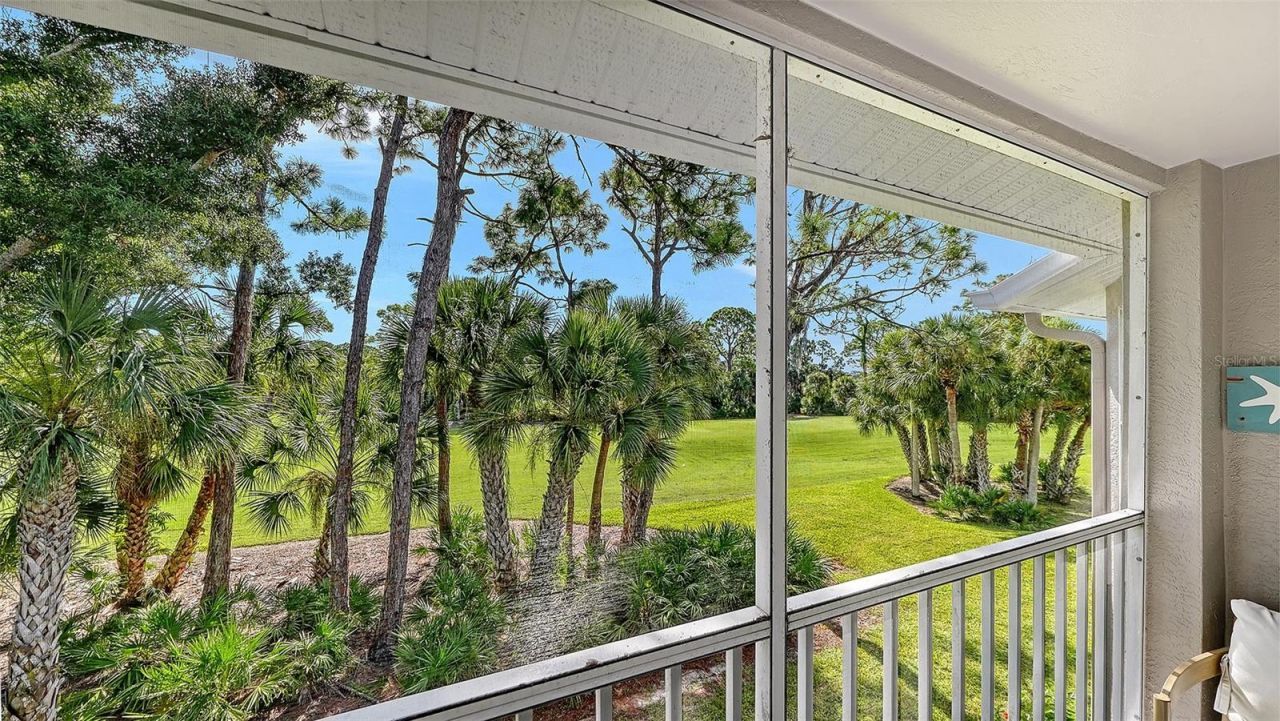 8941 Veranda Way, Unit 522, Sarasota, FL 34238 Photo