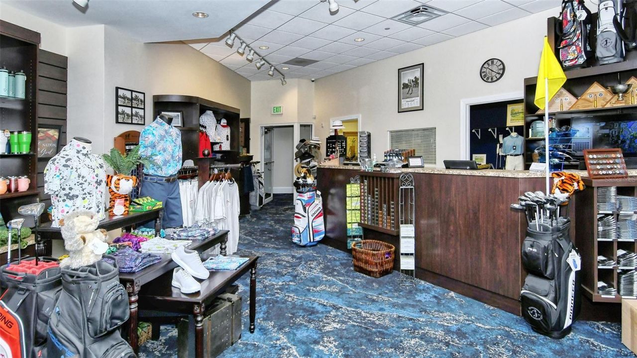 8941 Veranda Way, Unit 522, Sarasota, FL 34238 Photo