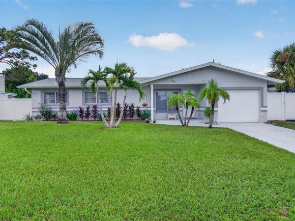 8428 IRIS AVENUE , SEMINOLE, FL 33777