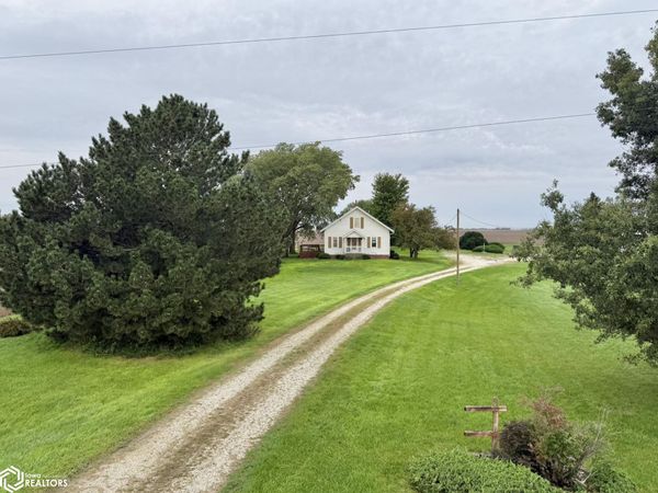 686 M Avenue, Jefferson, IA 50129