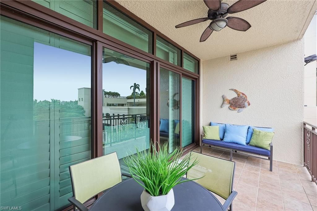 9123 Strada Pl, Unit 7207, Naples, FL 34108 Photo