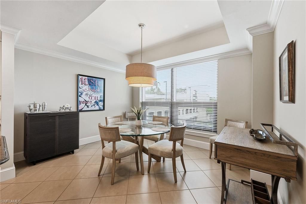 9123 Strada Pl, Unit 7207, Naples, FL 34108 Photo