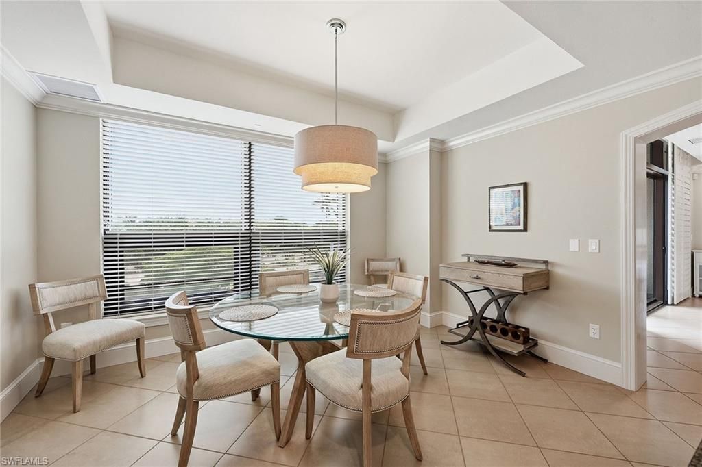 9123 Strada Pl, Unit 7207, Naples, FL 34108 Photo