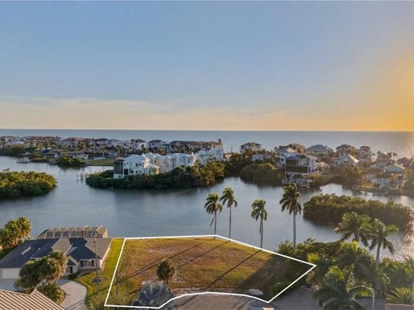 26737 McLaughlin BLVD , BONITA SPRINGS, FL 34134