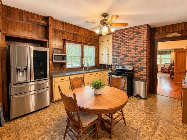 525 Hedgewood Drive, Chattanooga, TN 37405