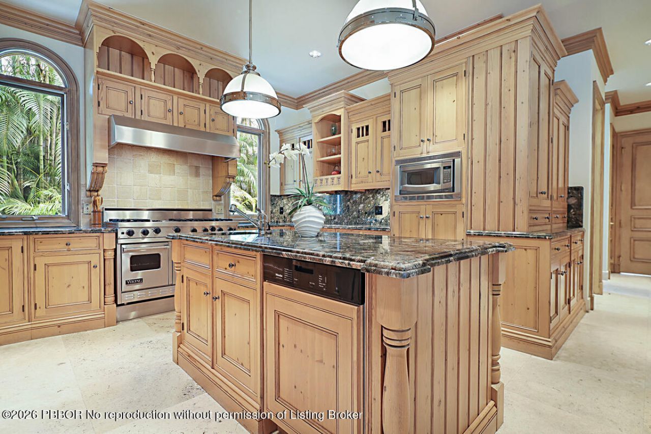 5 Via Sunny, Palm Beach, FL 33480 Photo
