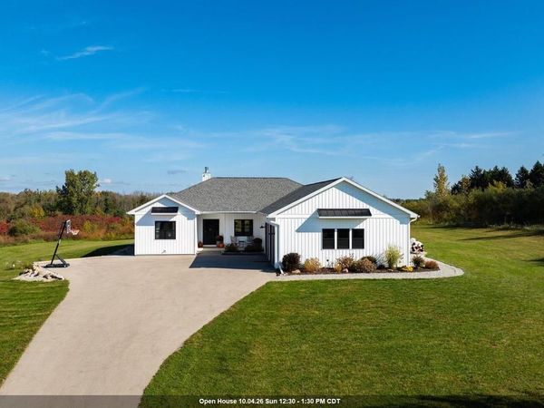 W10190 RIDGE ROAD, Hortonville, WI 54944