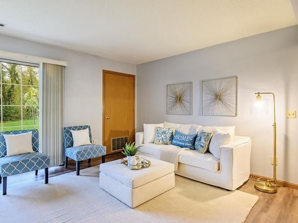 883 Park Street, Unit 102, Oregon, WI 53575