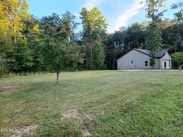 227 Thrushwood Drive , Unit 26, Crossville, TN 38558