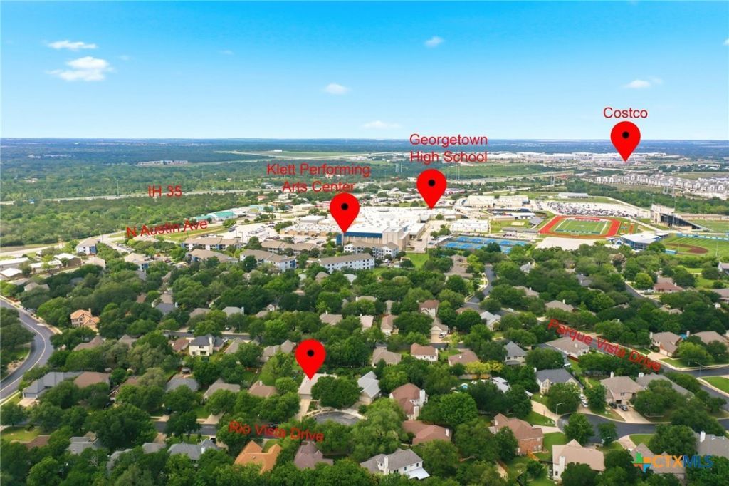 213 Rio Vista Drive, Georgetown, TX 78626 Main Photo