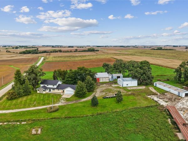 10122 Station Street, Sully, IA 50251