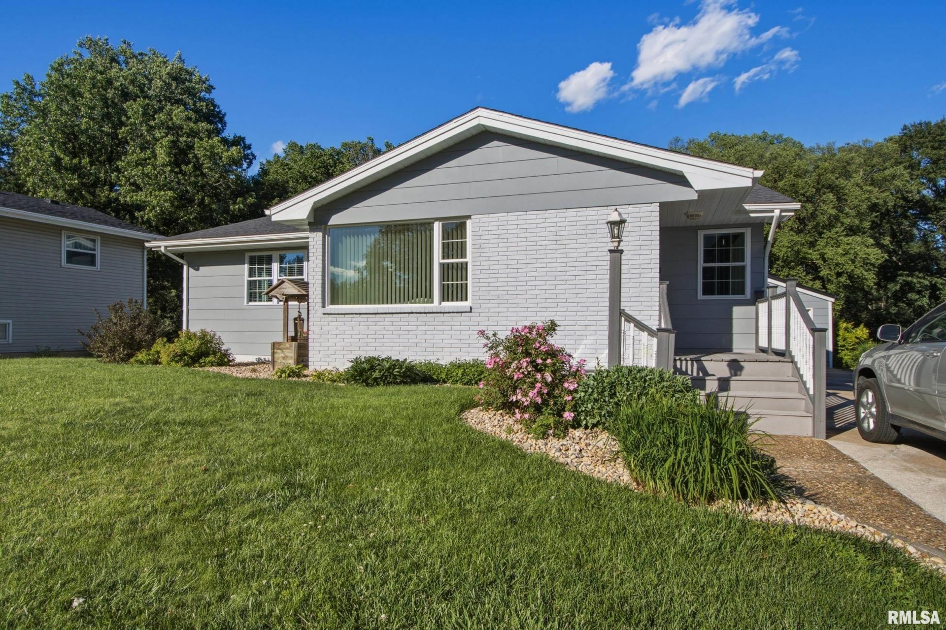 1160 Debbie Lane, Macomb, IL 61455 Main Photo