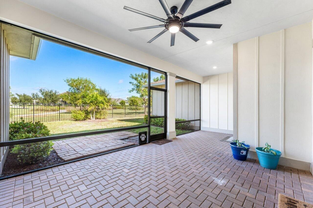 940 Hookline Circle, Loxahatchee, FL 33470 Photo