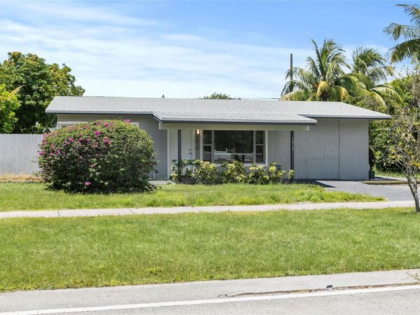 1010 NE 24TH Street, Pompano Beach, FL 33064