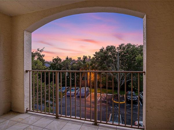 4041 SAN MARINO Boulevard, Unit 307, West Palm Beach, FL 33409