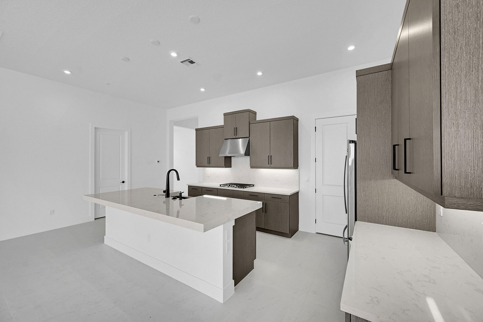9528 St. Germain Drive, Palm Beach Gardens, FL 33412 Photo