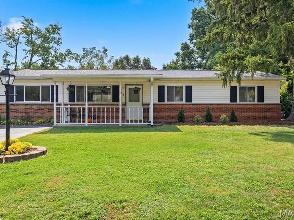 259 Ramsey Lane, Ballwin, MO 63021