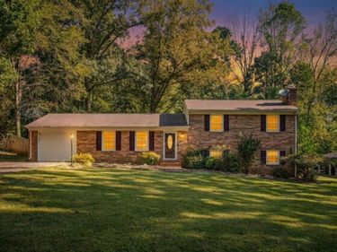 287 Catalpa Road, Lynchburg, VA 24502