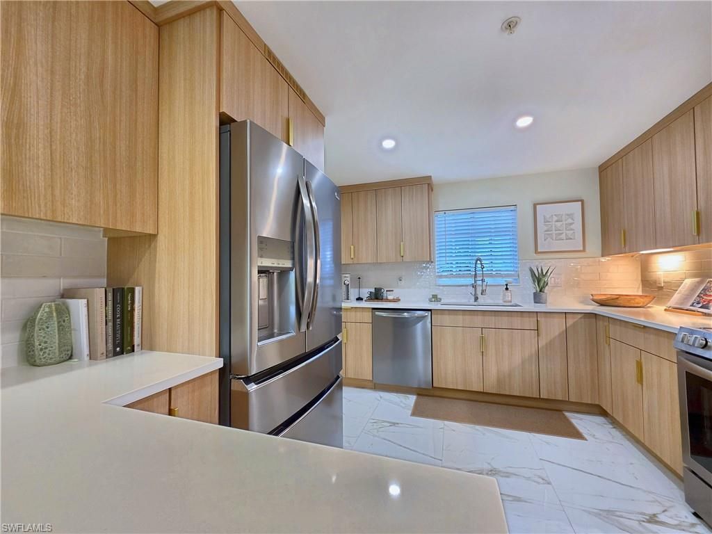 760 Waterford Dr , Unit 102, Naples, FL 34113 Photo