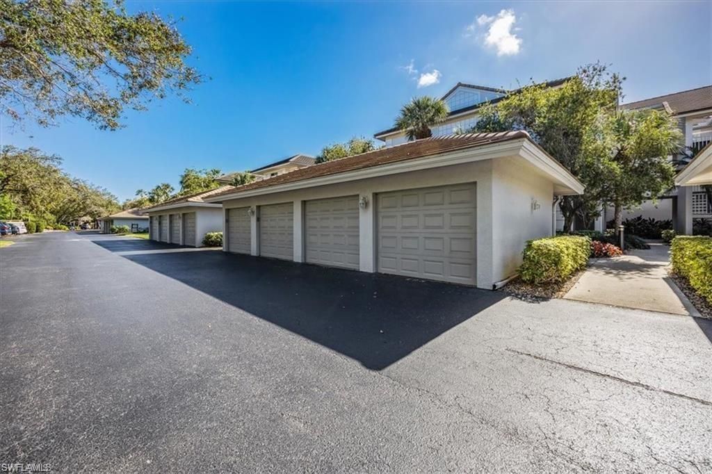 760 Waterford Dr , Unit 102, Naples, FL 34113 Photo