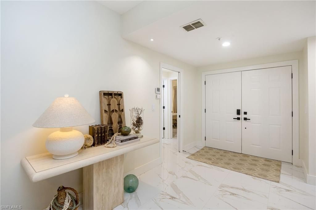 760 Waterford Dr , Unit 102, Naples, FL 34113 Photo