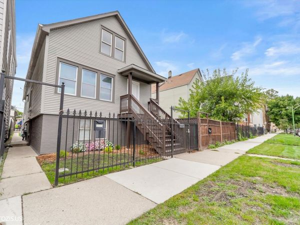 2238 N Lorel Avenue , Chicago, IL 60639