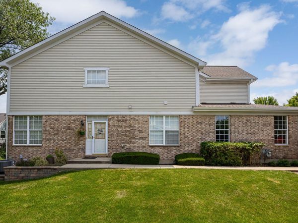 30 W 20TH Street, Lombard, IL 60148