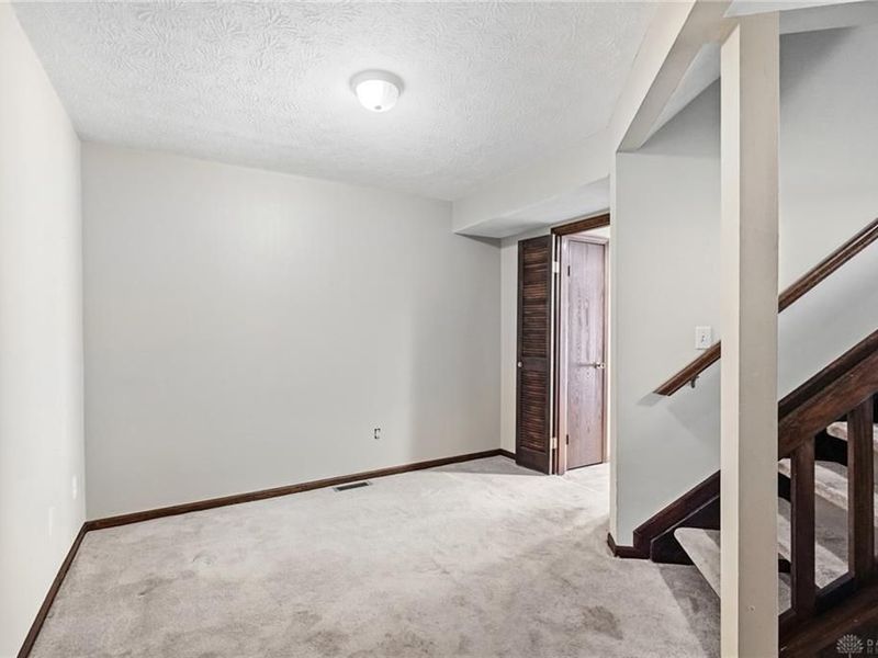 757 Hidden Circle, Washington Township, OH 45458 Photo 11