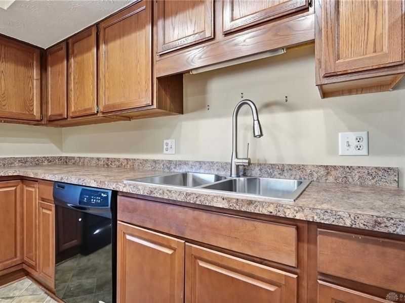 757 Hidden Circle, Washington Township, OH 45458 Photo 34