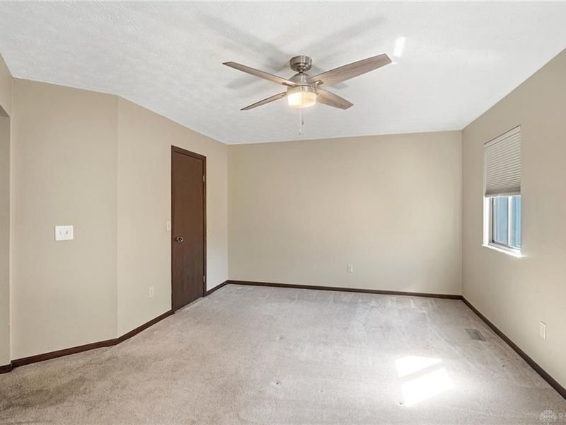 757 Hidden Circle, Washington Township, OH 45458 Photo 41