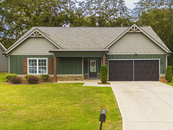 72 S Main Street, Maysville, GA 30558