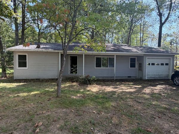 61 Peterson Ln , Sparta, TN 38583