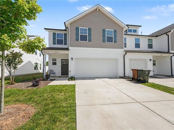 4925 Cannon Crossing Circle , Greensboro, NC 27410