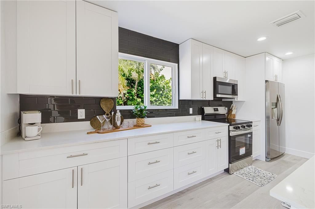 805 E Gulf Dr , Unit A1, Sanibel, FL 33957 Photo