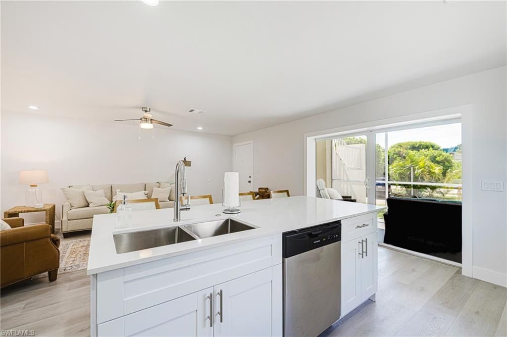 805 E Gulf Dr , Unit A1, Sanibel, FL 33957 Photo