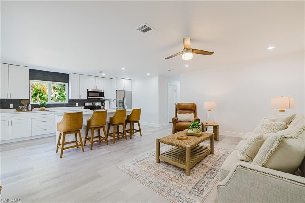 805 E Gulf Dr , Unit A1, Sanibel, FL 33957 Photo