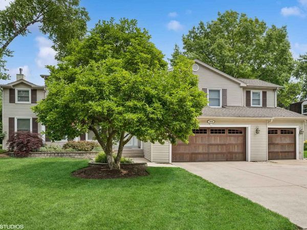 1036 W SKYLARK Drive , Palatine, IL 60067