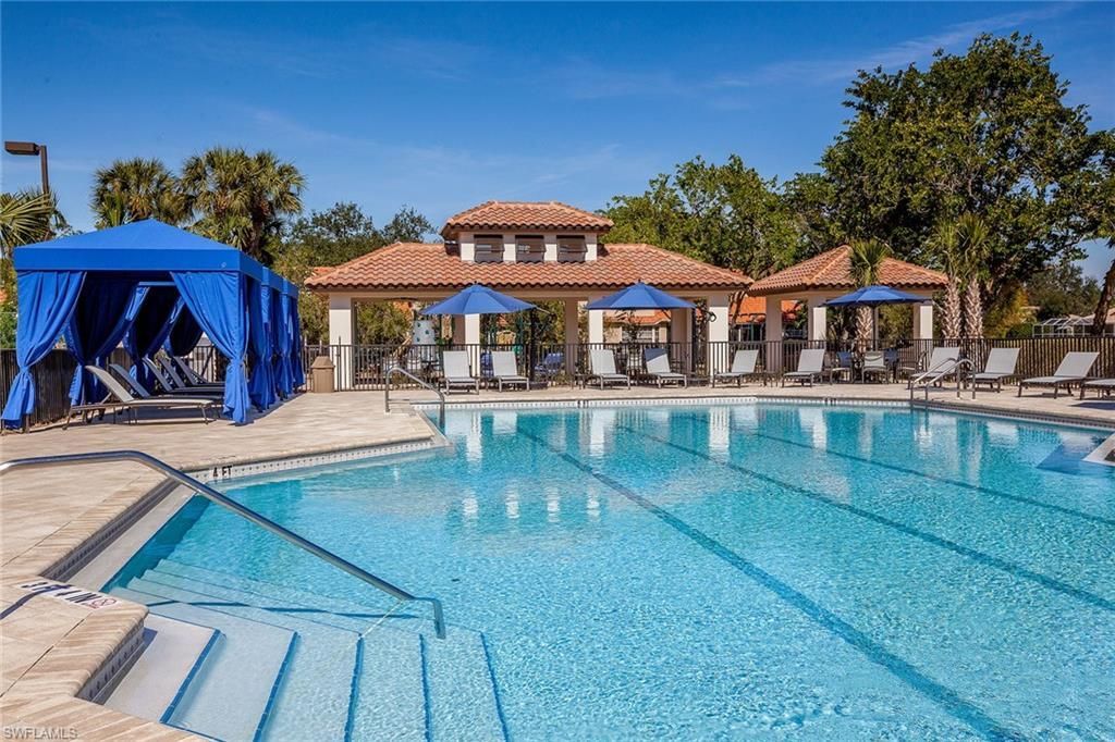 8069 San Vista Cir, Naples, FL 34109 Photo