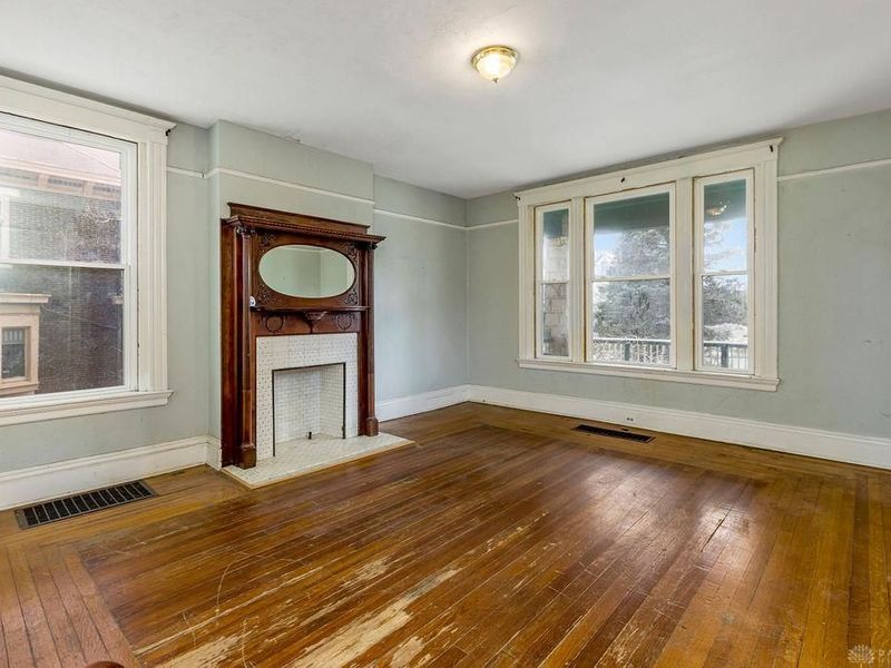 990 Burton Avenue, Cincinnati, OH 45229 Photo 8