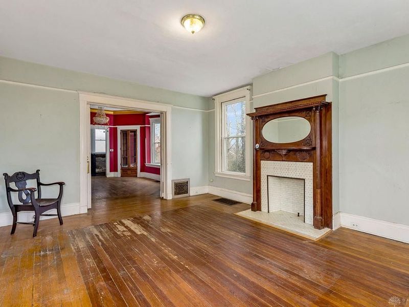 990 Burton Avenue, Cincinnati, OH 45229 Photo 9