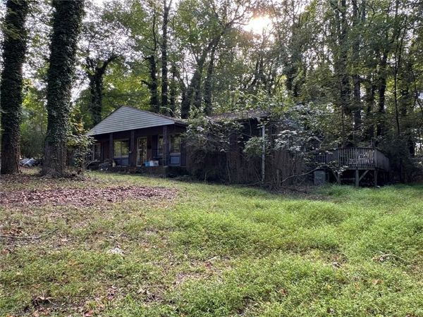 401 Dogwood Circle , High Point, NC 27260