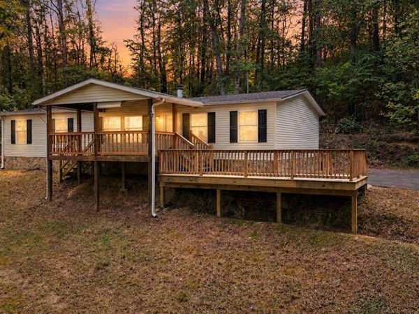 887 W Cove Road, Chickamauga, GA 30707