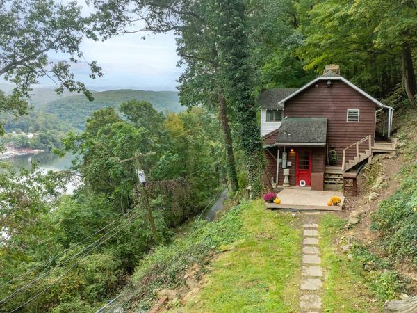 158 Rockley Road, Morgantown, WV 26508