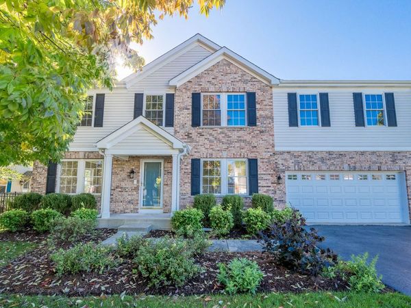 406 Hubbard Lane, Lake Villa, IL 60046