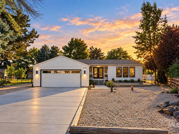 9298 W Teakwood Dr, Boise, ID 83709