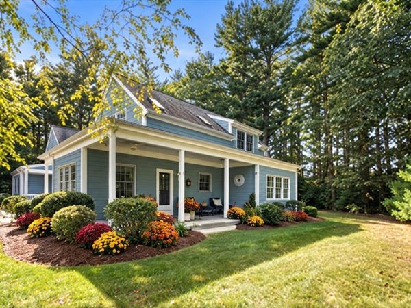 39 Hathaway Pond Cir, Unit 39, Rochester, MA 02770